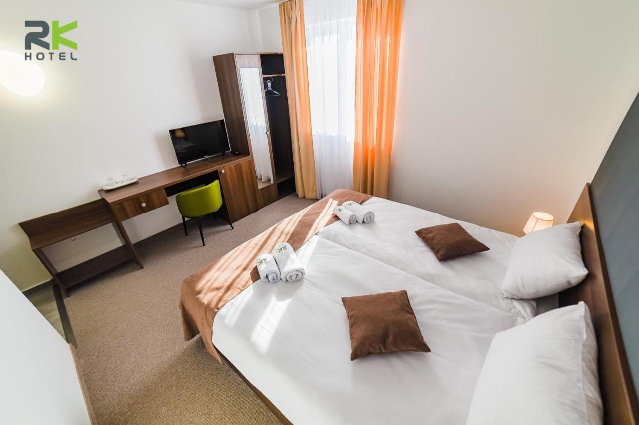 Hotel Rk Ghimbav 외부 사진