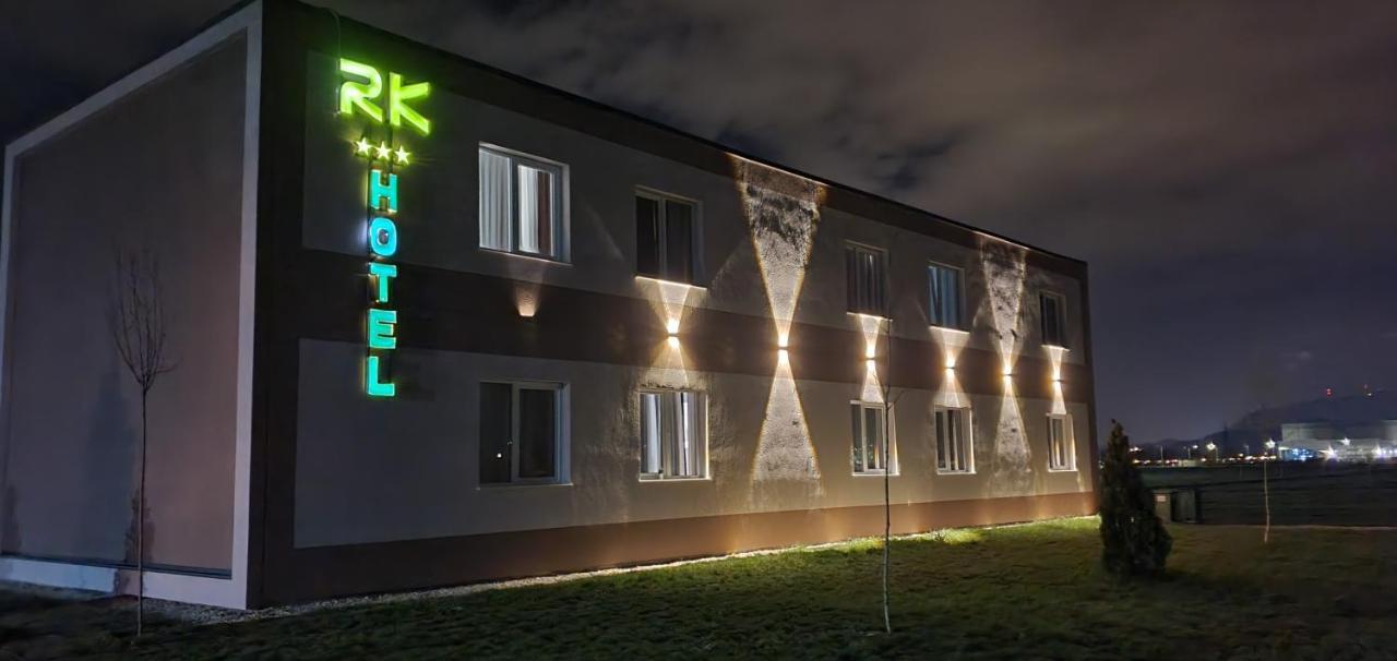 Hotel Rk Ghimbav 외부 사진