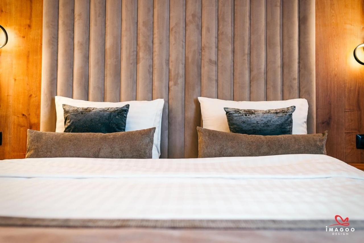 Hotel Rk Ghimbav 외부 사진
