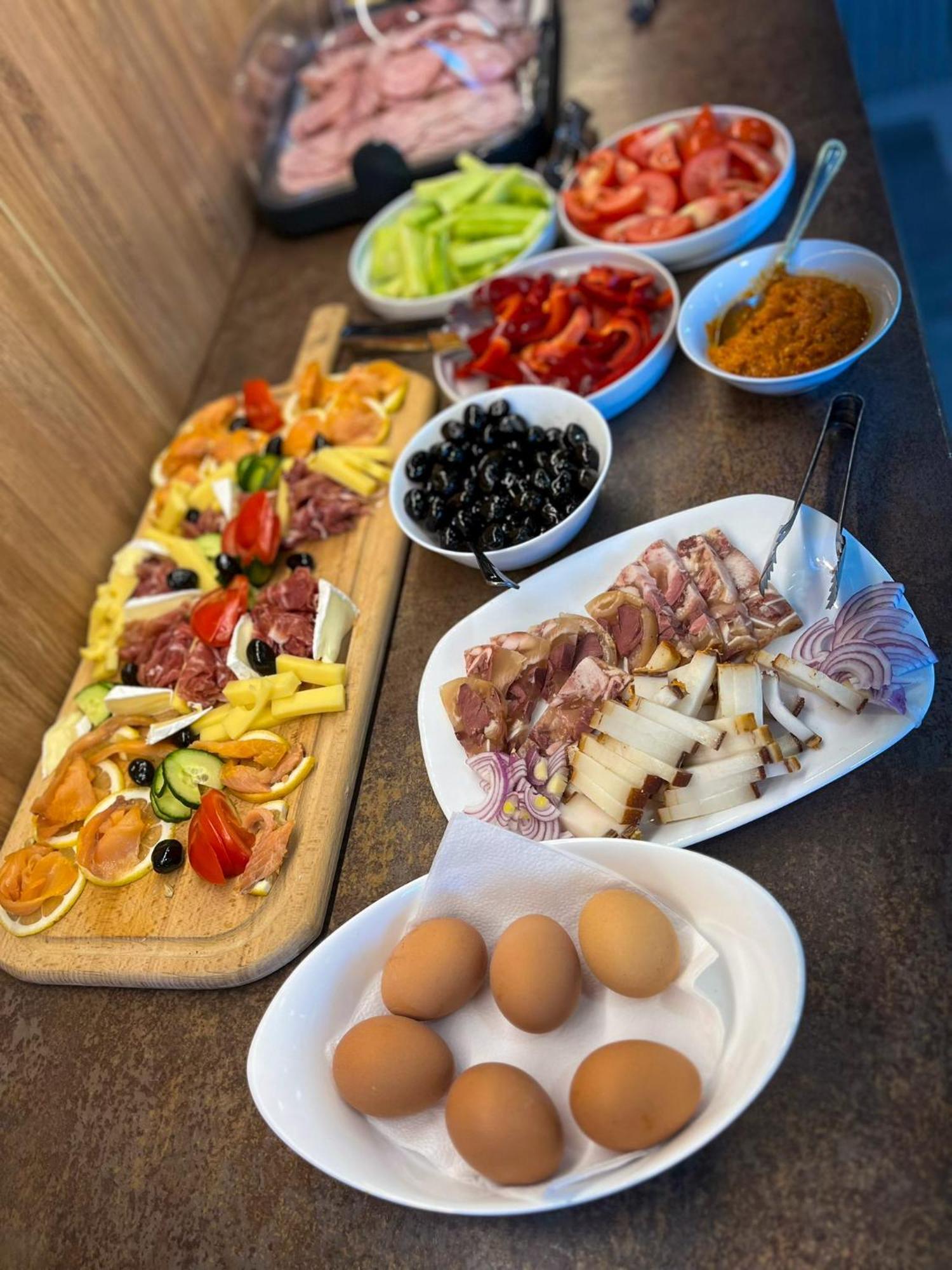 Hotel Rk Ghimbav 외부 사진